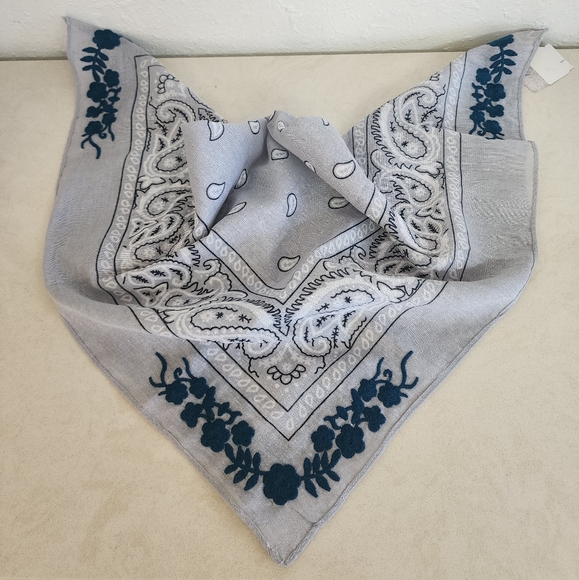 Layerz Clothing Accessories - Layerz NWT Gray and Blue Paisley Embroidered Western Bandana